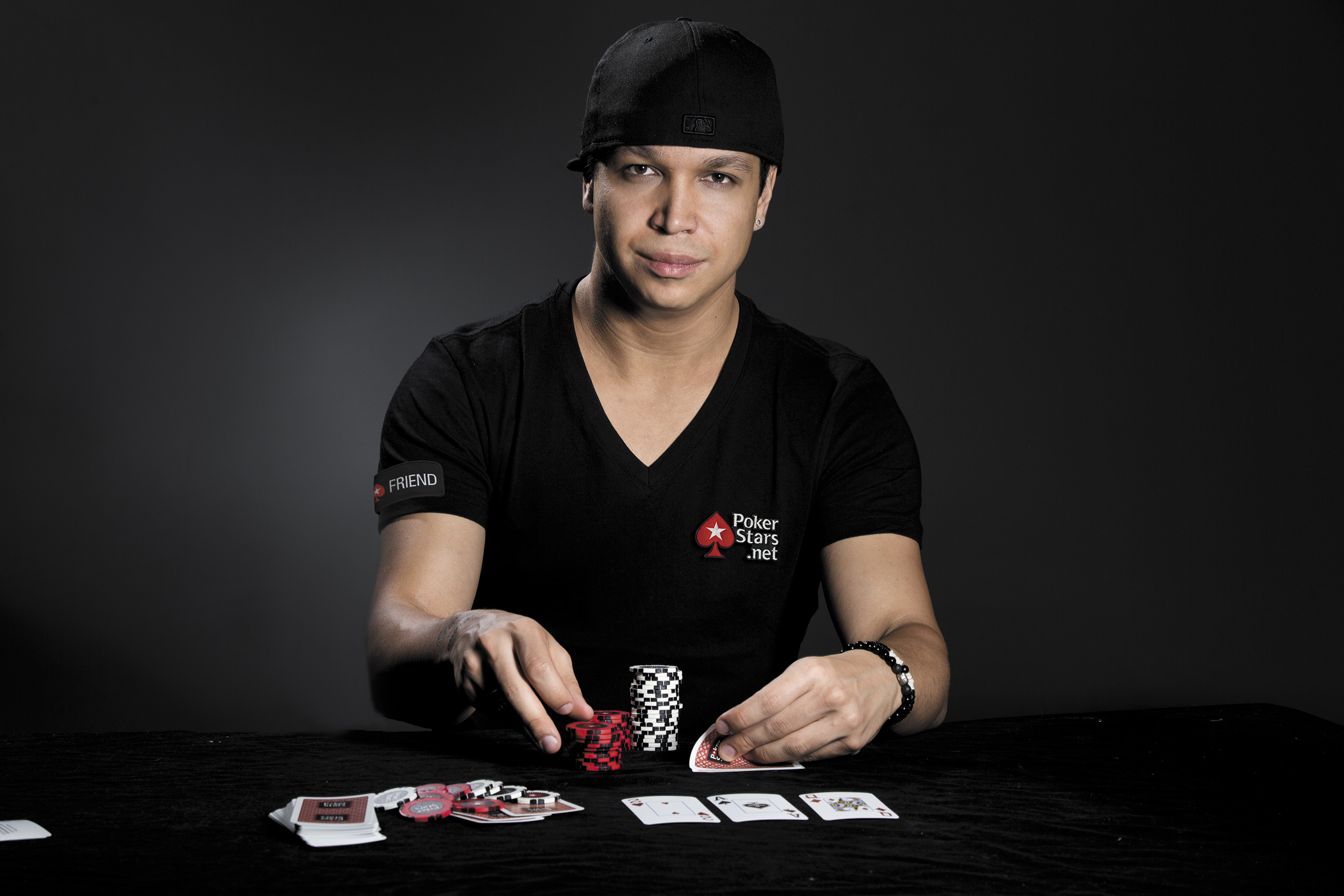 Poker stars com. Рамос Филипе Покер. Игроки Покер старс. Покер картинки. Фото покерстарс.